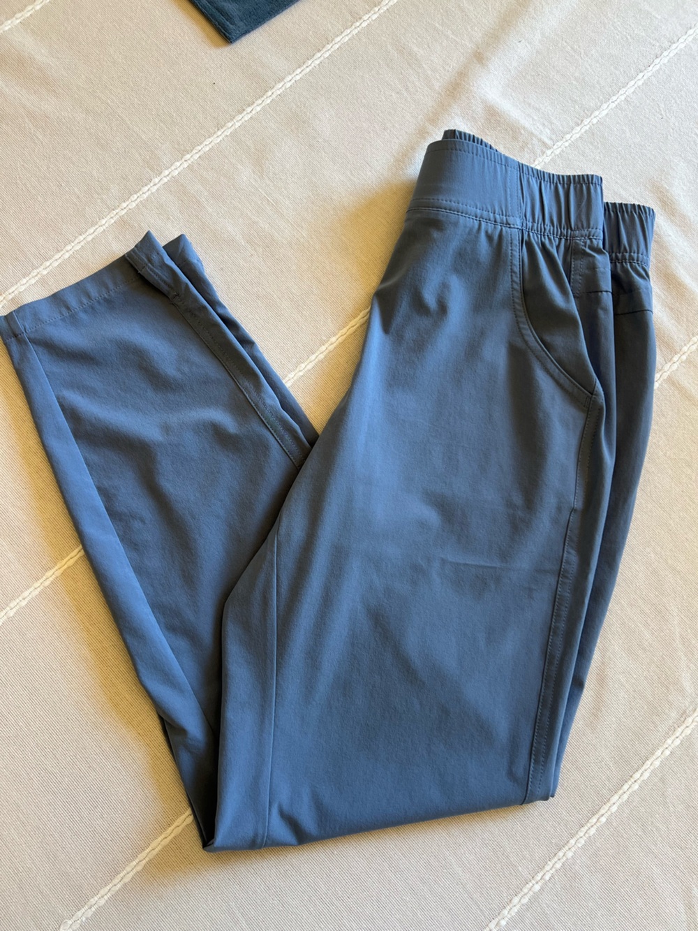 Eddie Bauer Slate Blue Active Jogger Pants